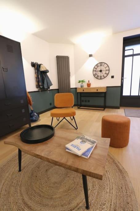 Apartamento Cocon Neuf - Coeur Du 11E París Exterior foto